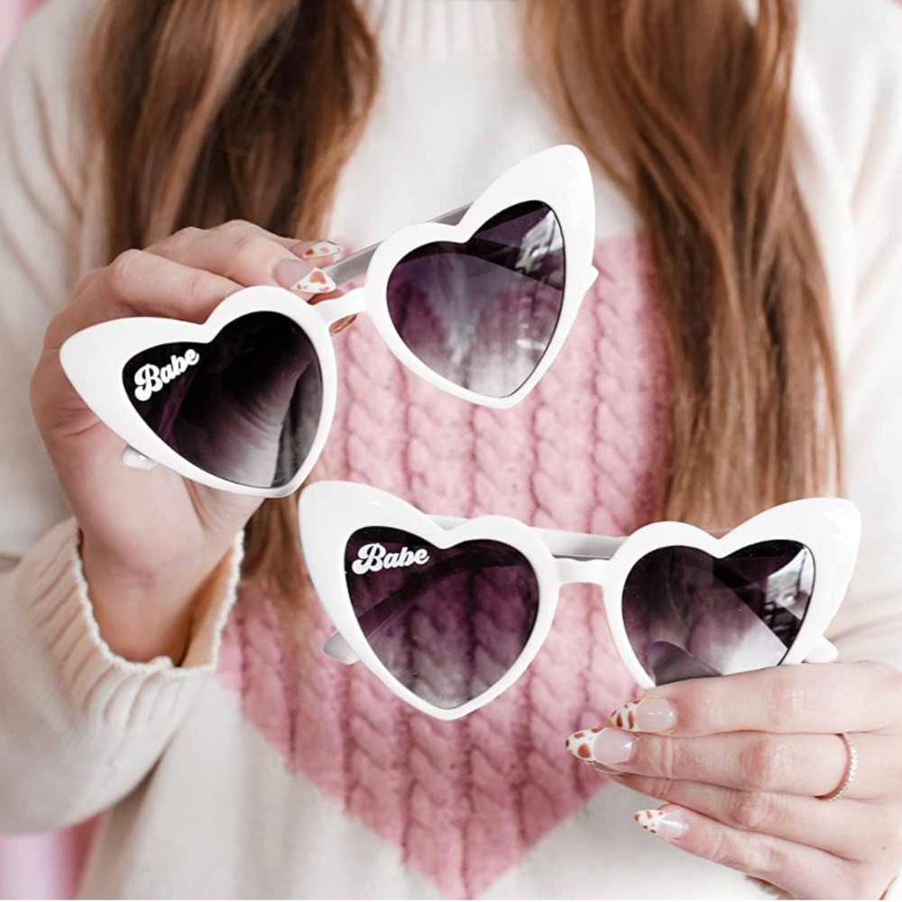 Heart Shaped Sunglasses (Pack of 15)